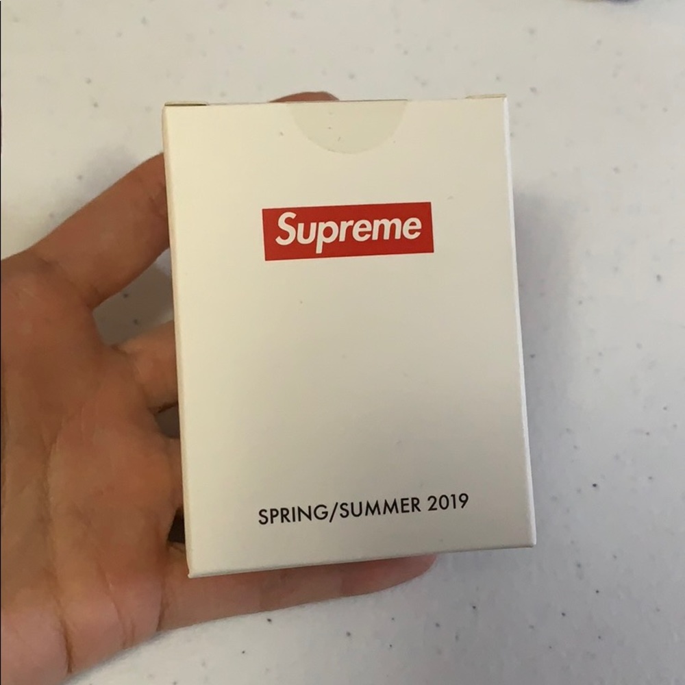 Supreme shower cap NEW